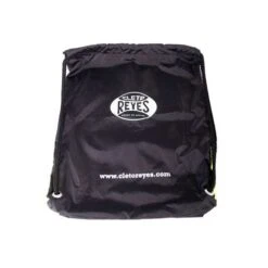 Cleto Reyes Waterproof Gym Bag – Black