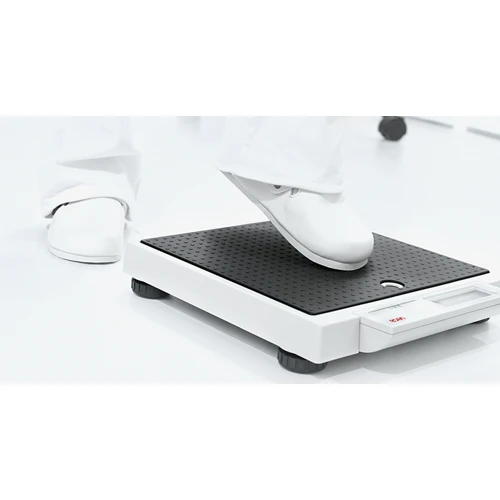 Seca 877 Digital Floor Scale 2 Seca 877 Digital Floor Scale - Image 2